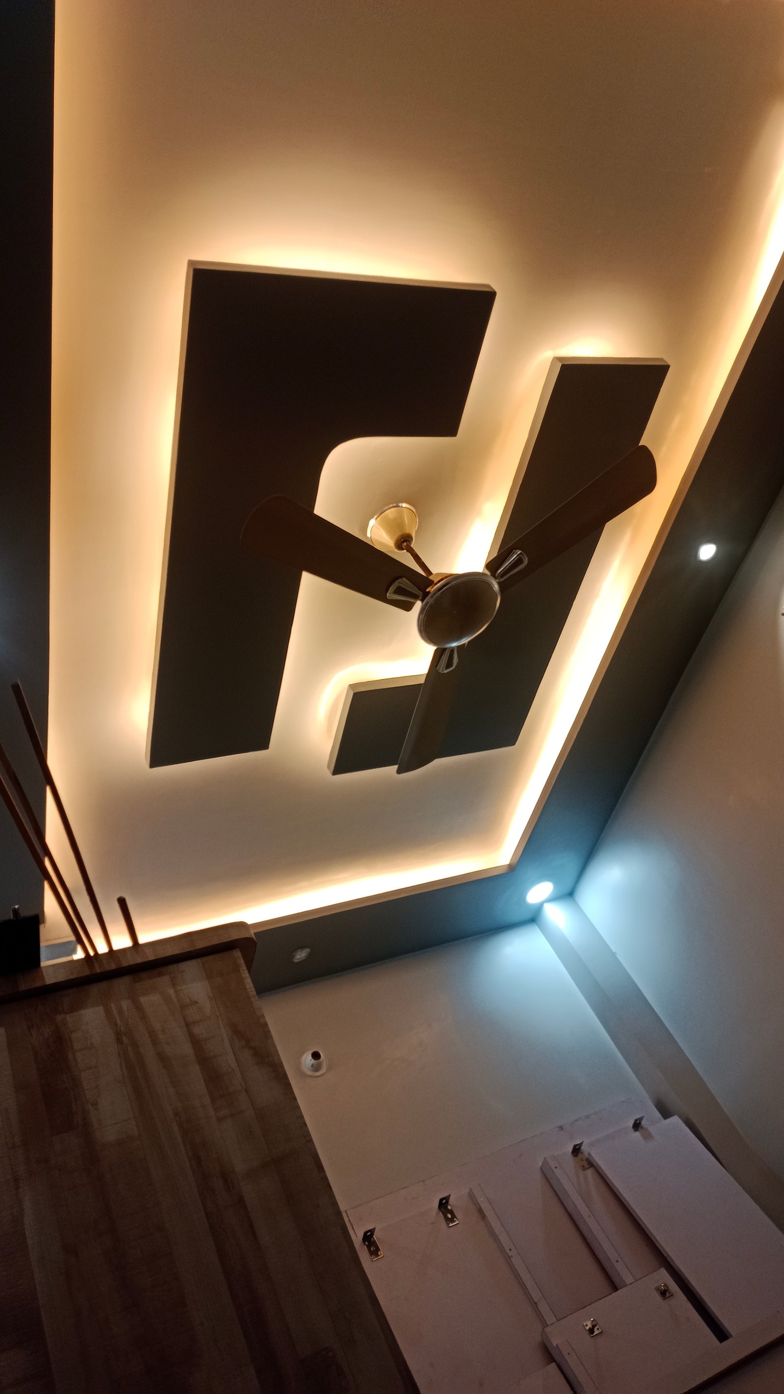 MD Yasin  Working Images